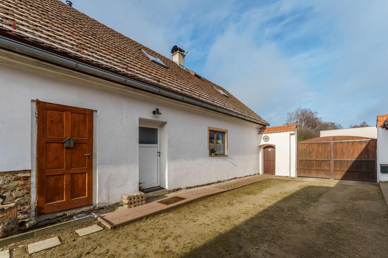 Prizemi Vesnicke Usedlosti - Cozy Village Homestead Vidov المظهر الخارجي الصورة